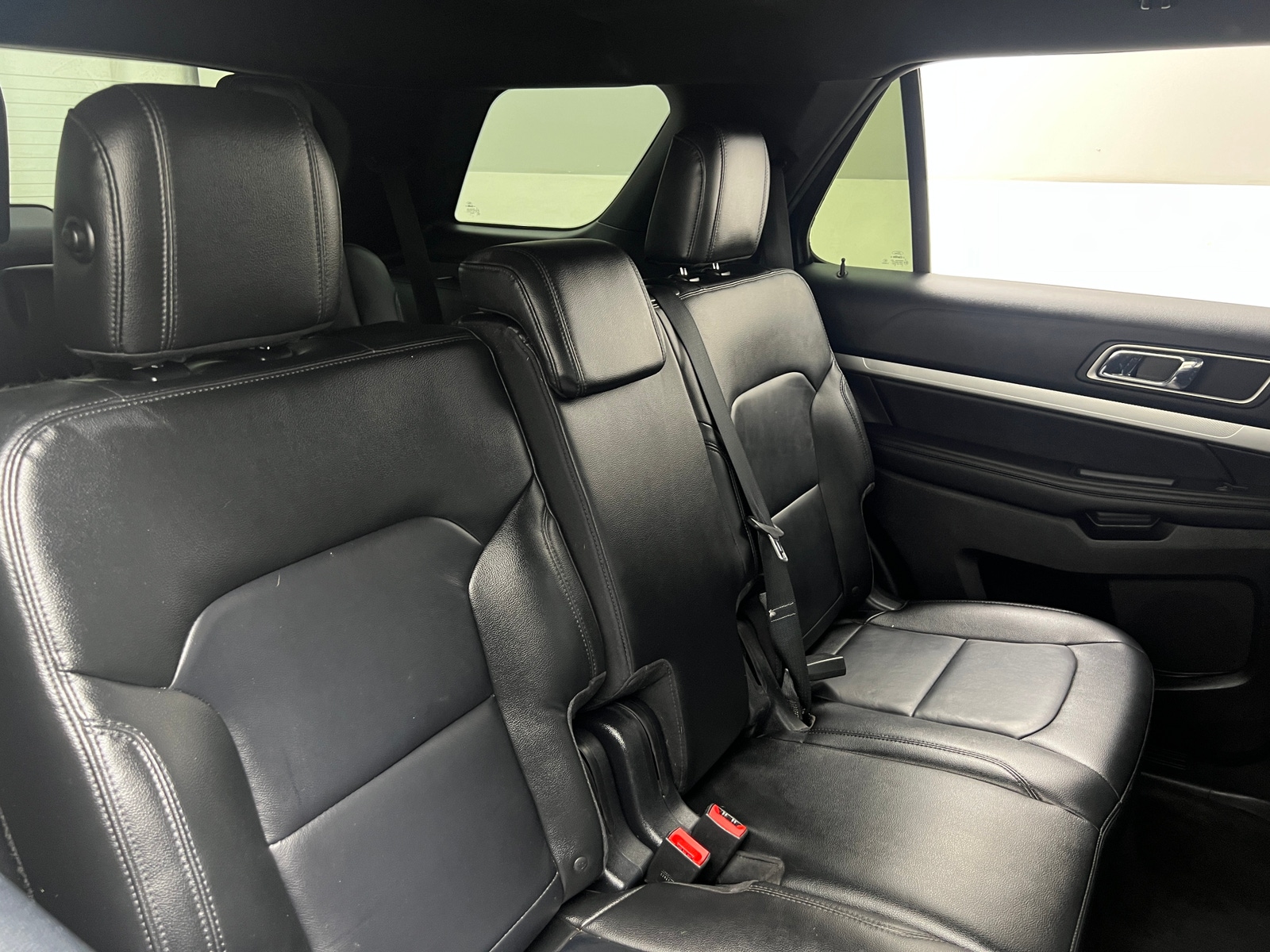 Thumbnail: 2016 Ford Explorer - 6