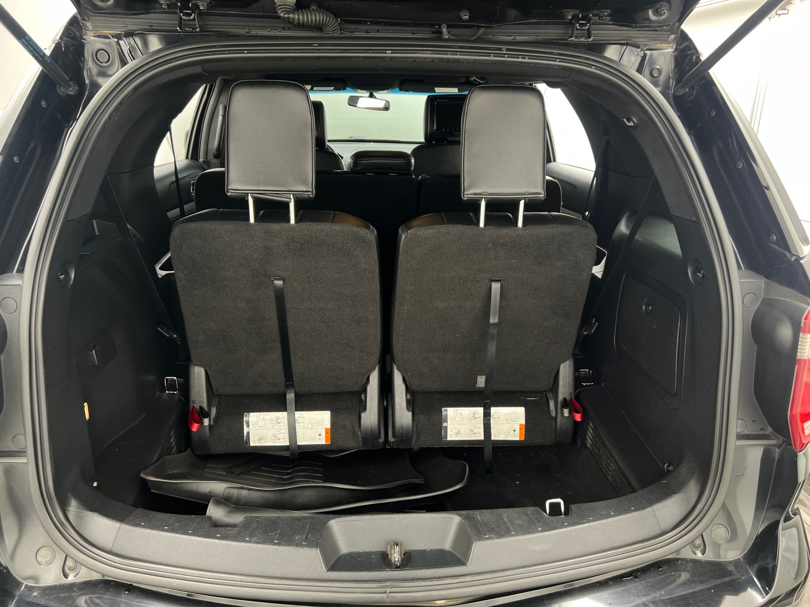 Thumbnail: 2016 Ford Explorer - 7