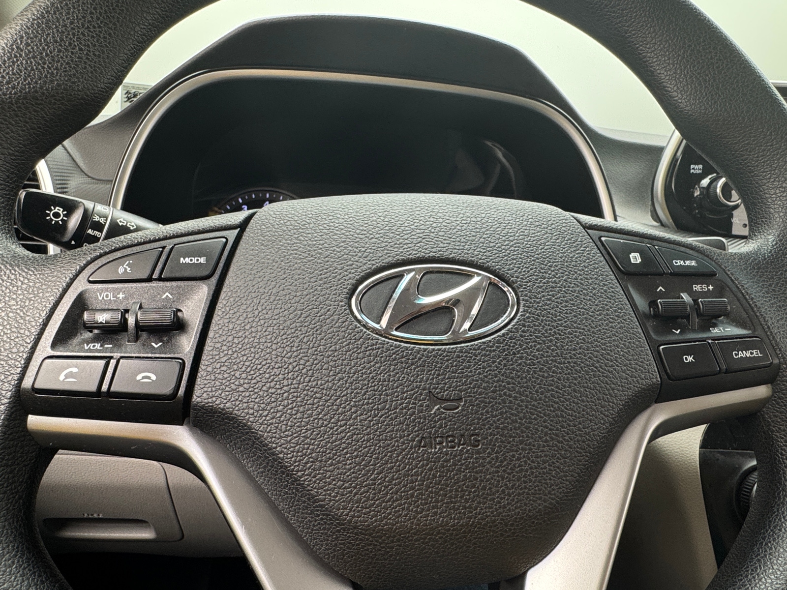 Thumbnail: 2019 Hyundai Tucson - 5