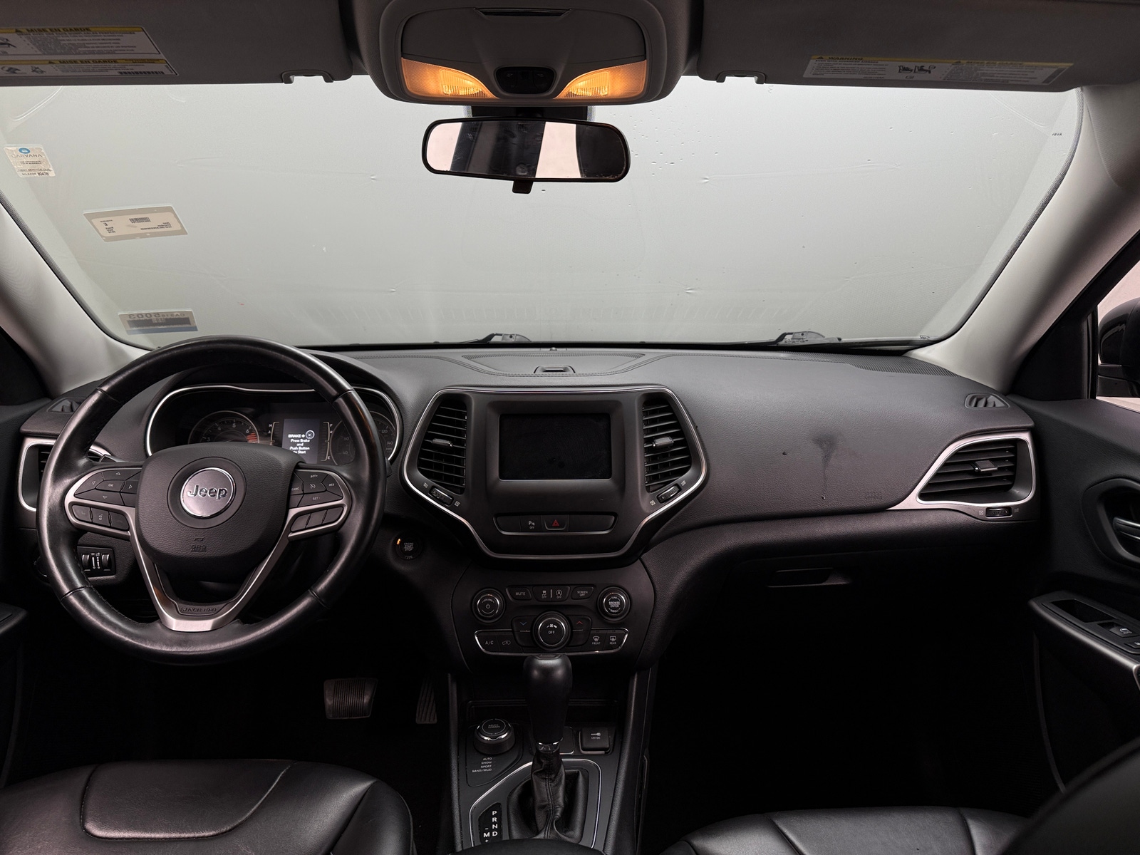 Thumbnail: 2019 Jeep Cherokee - 3