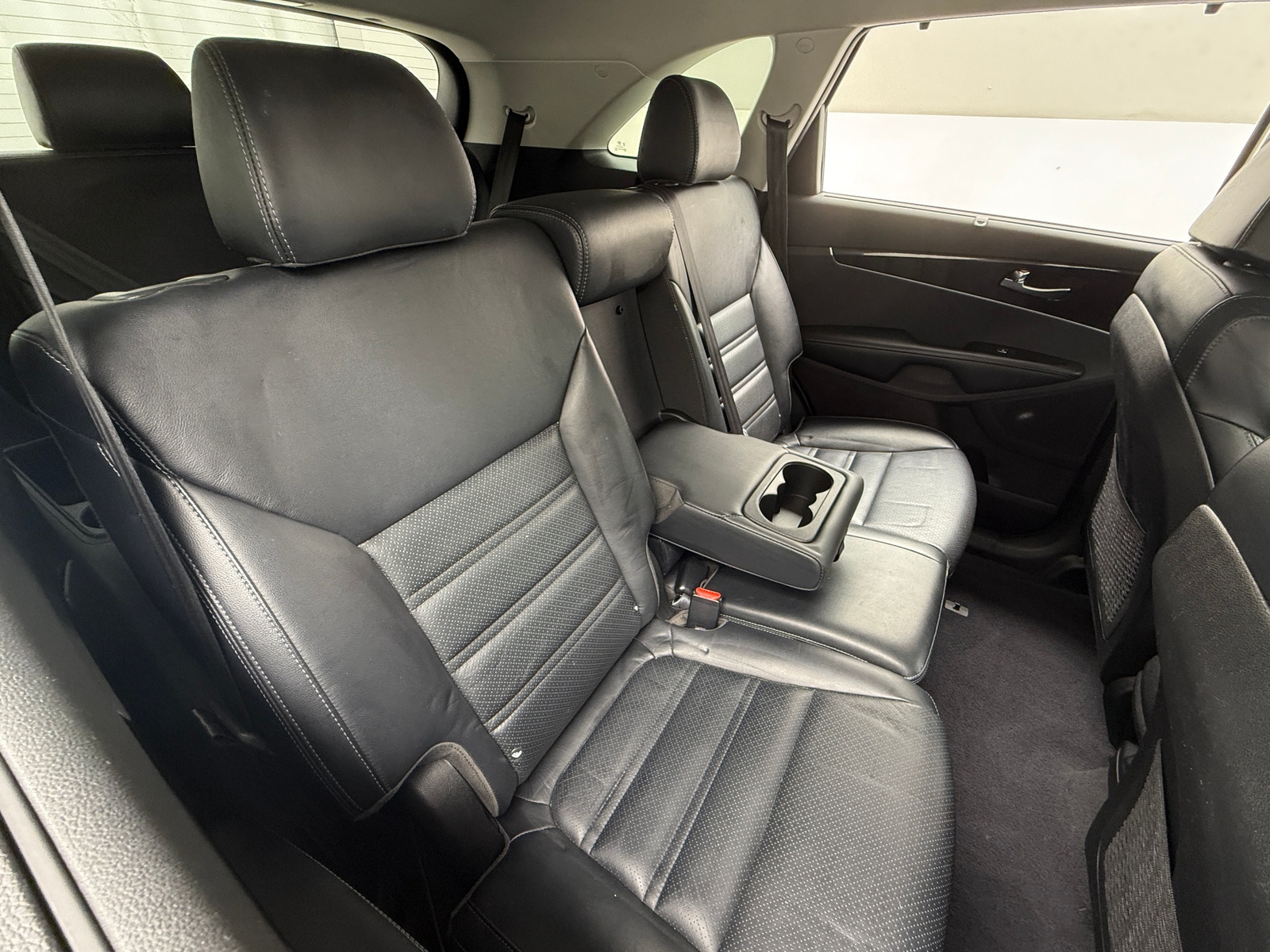 Thumbnail: 2018 Kia Sorento - 5