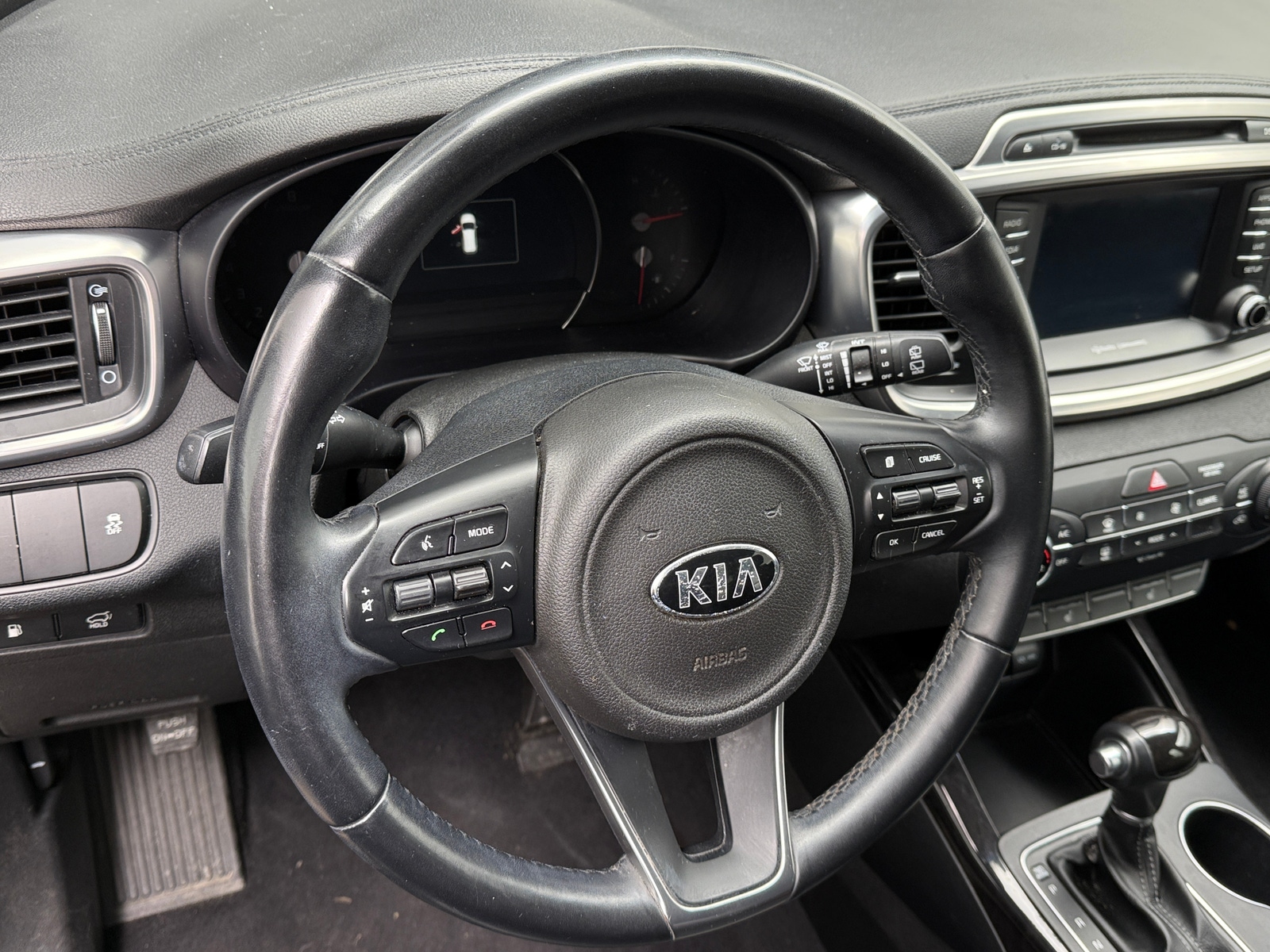 Thumbnail: 2018 Kia Sorento - 4