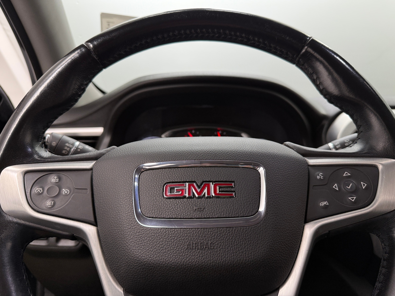Thumbnail: 2019 GMC Acadia - 4