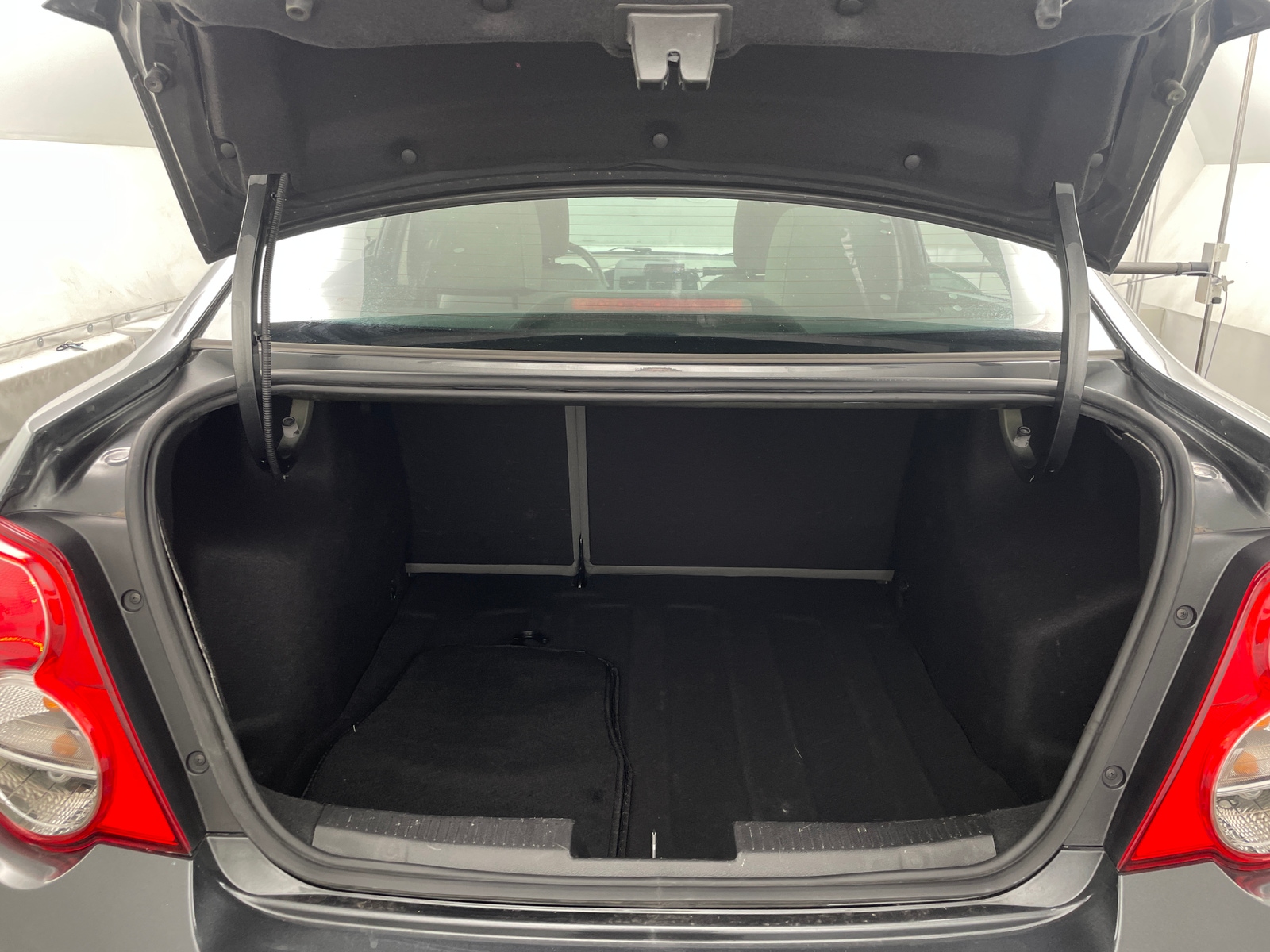 Thumbnail: 2016 Chevrolet Sonic - 7