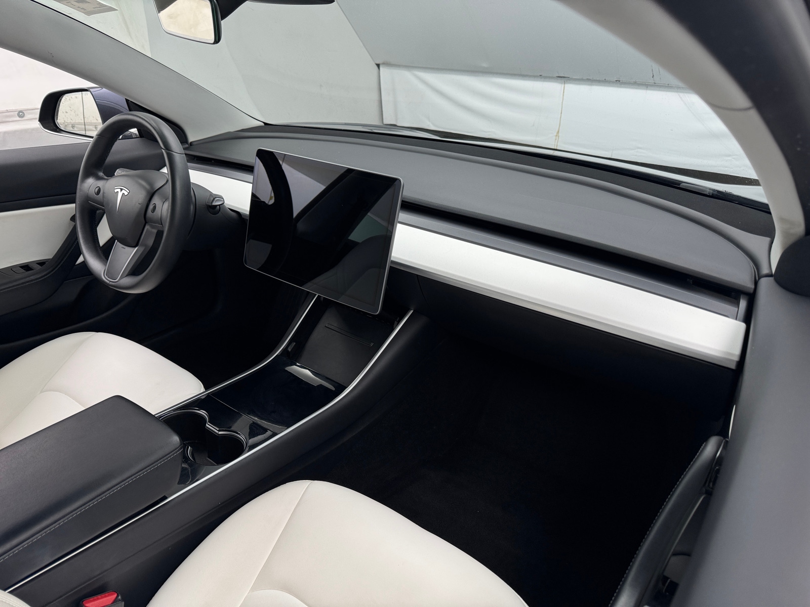 Thumbnail: 2019 Tesla Model 3 - 2