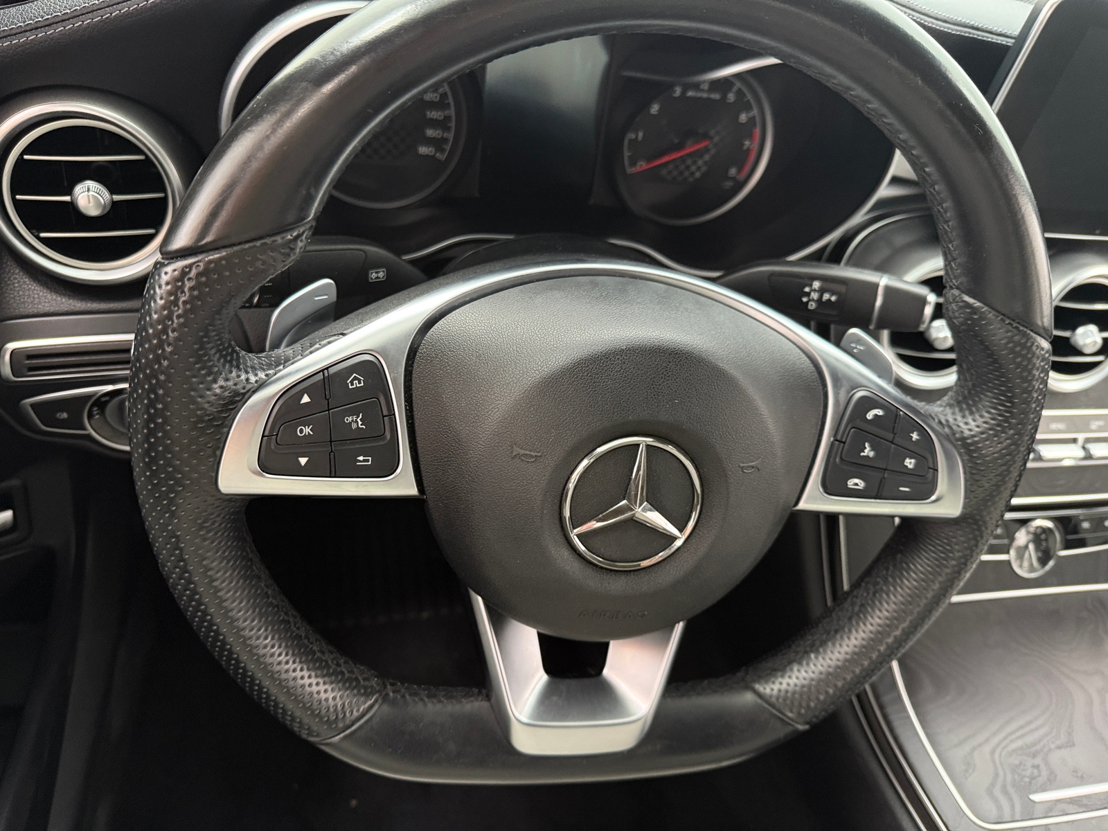 Thumbnail: 2017 Mercedes-Benz C-Class - 4