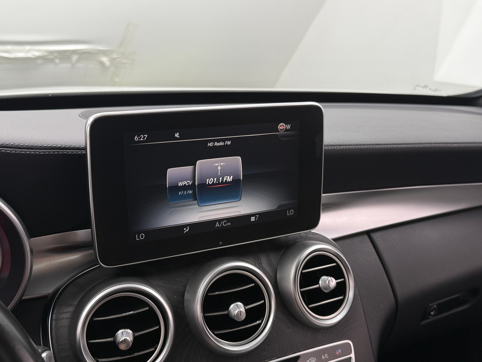 Thumbnail: 2017 Mercedes-Benz C-Class - 3