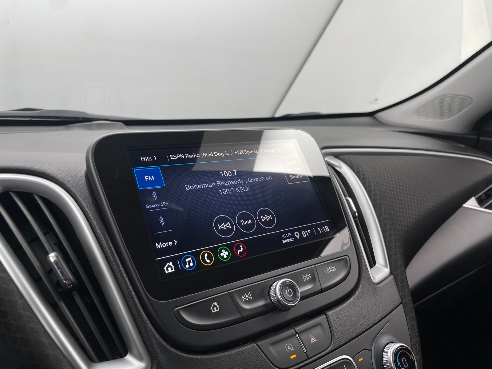 Thumbnail: 2024 Chevrolet Malibu - 4