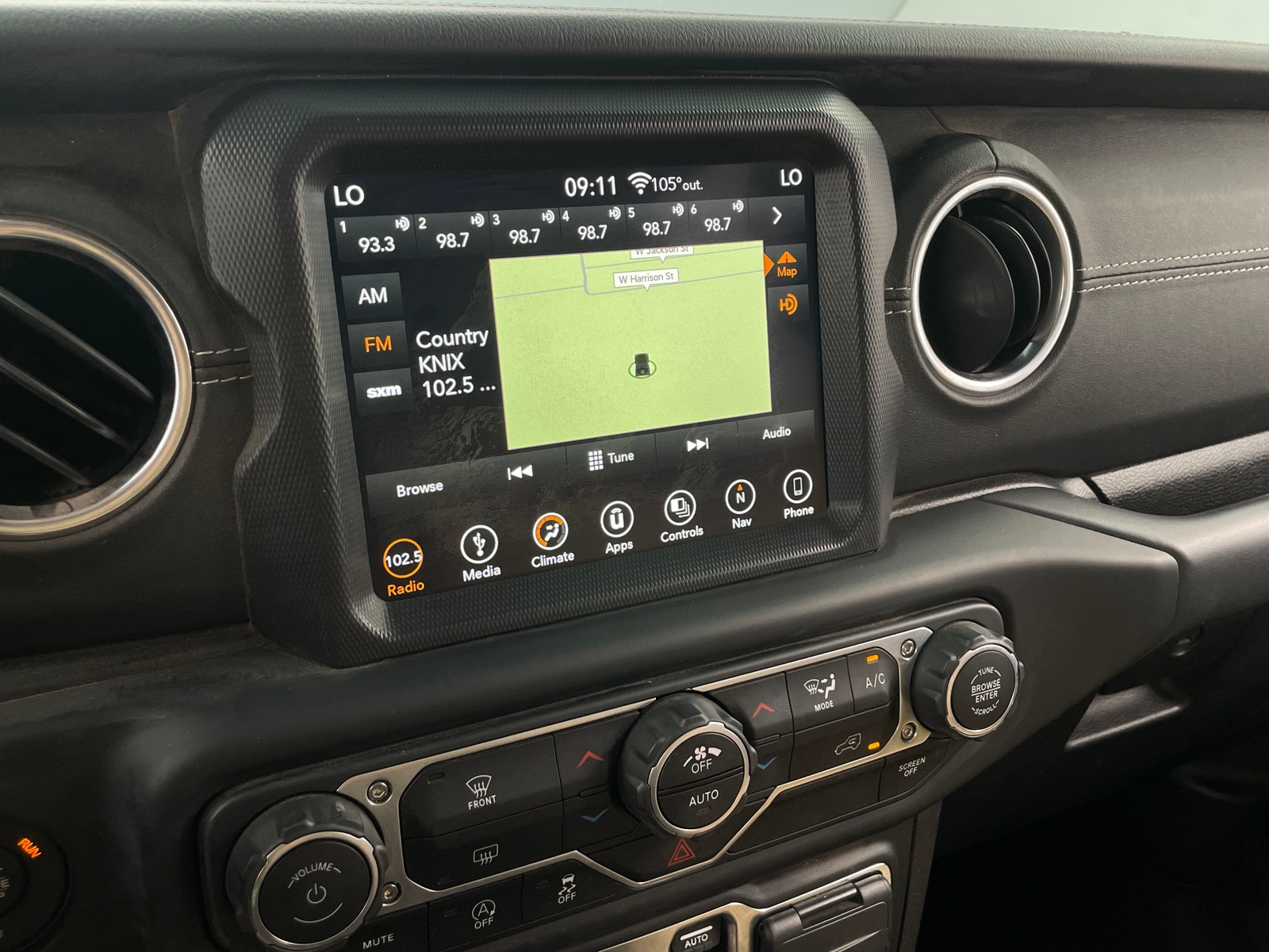 Thumbnail: 2019 Jeep Wrangler - 3