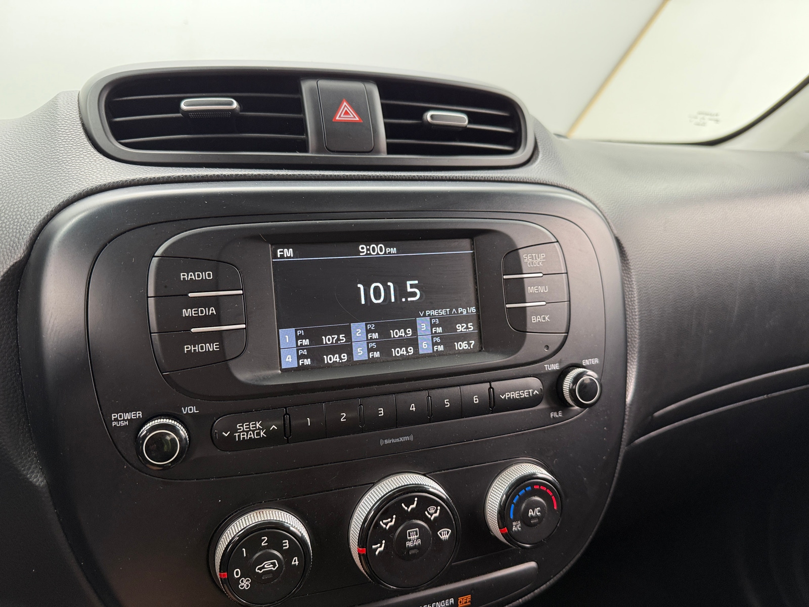 Thumbnail: 2017 Kia Soul - 4