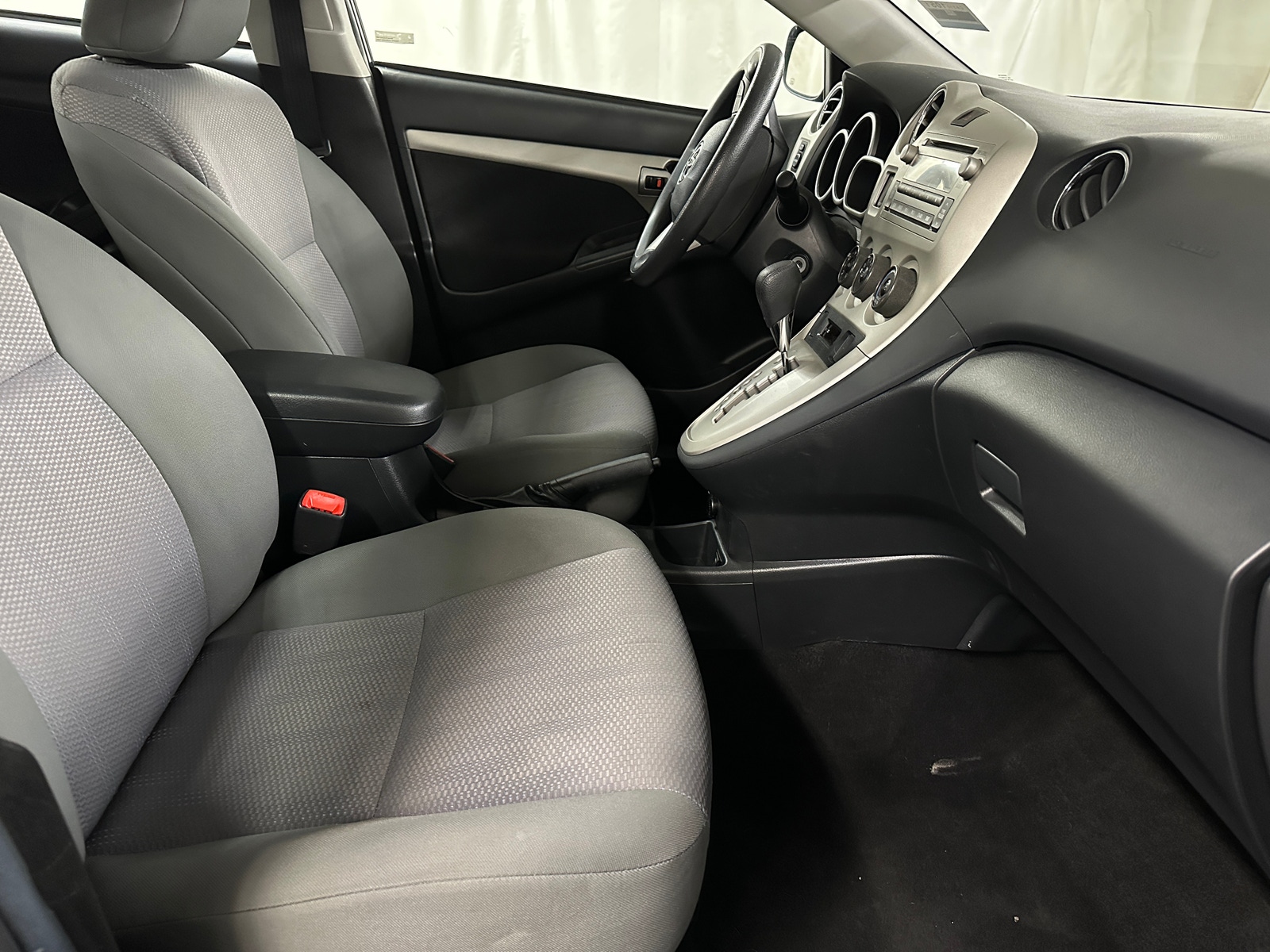 Thumbnail: 2011 Toyota Matrix - 2