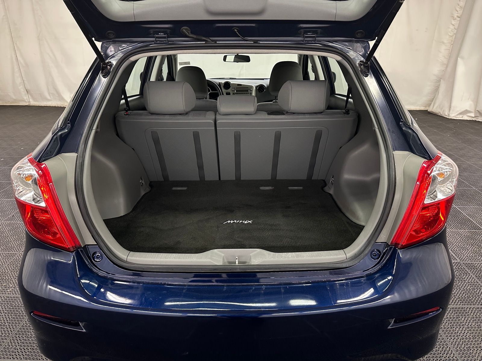 Thumbnail: 2011 Toyota Matrix - 7