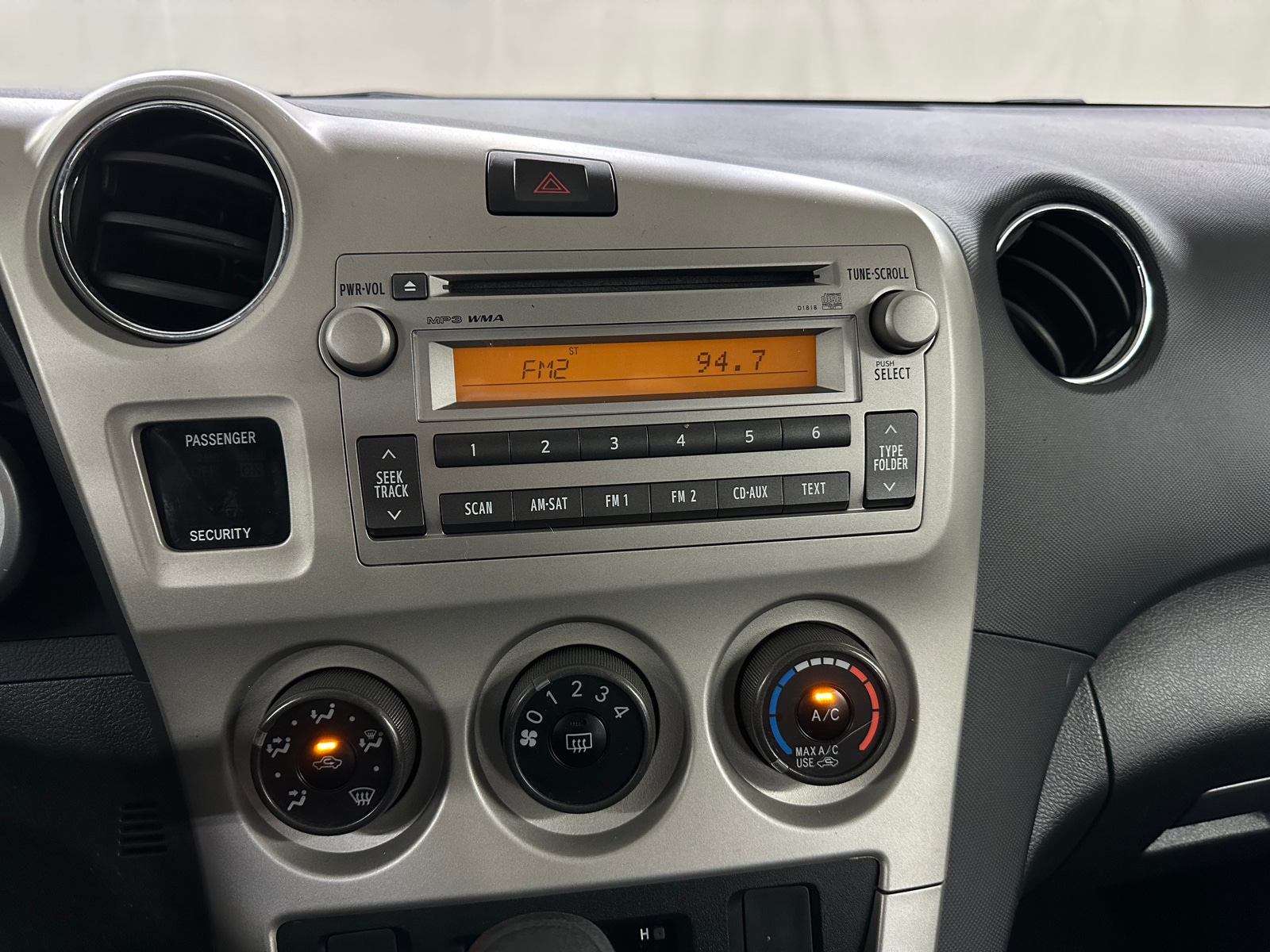 Thumbnail: 2011 Toyota Matrix - 4