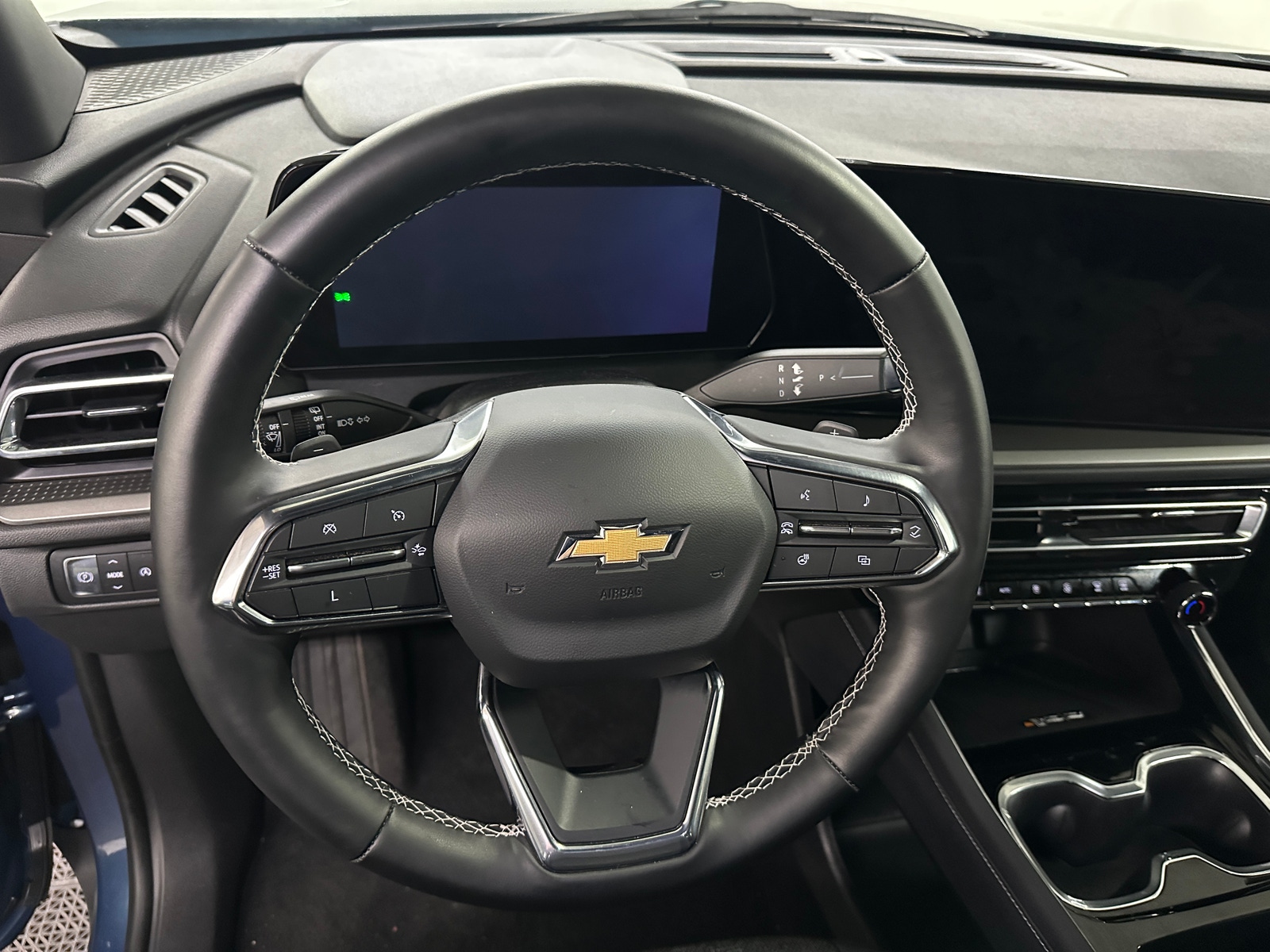 Thumbnail: 2025 Chevrolet Traverse - 5