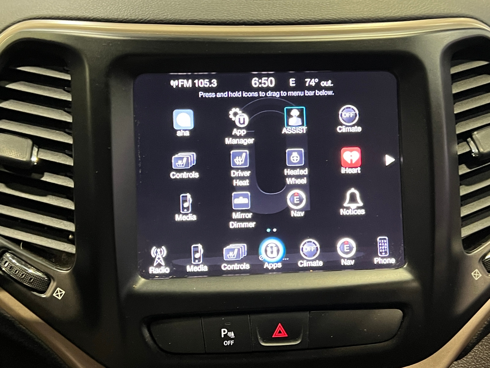 Thumbnail: 2017 Jeep Cherokee - 3