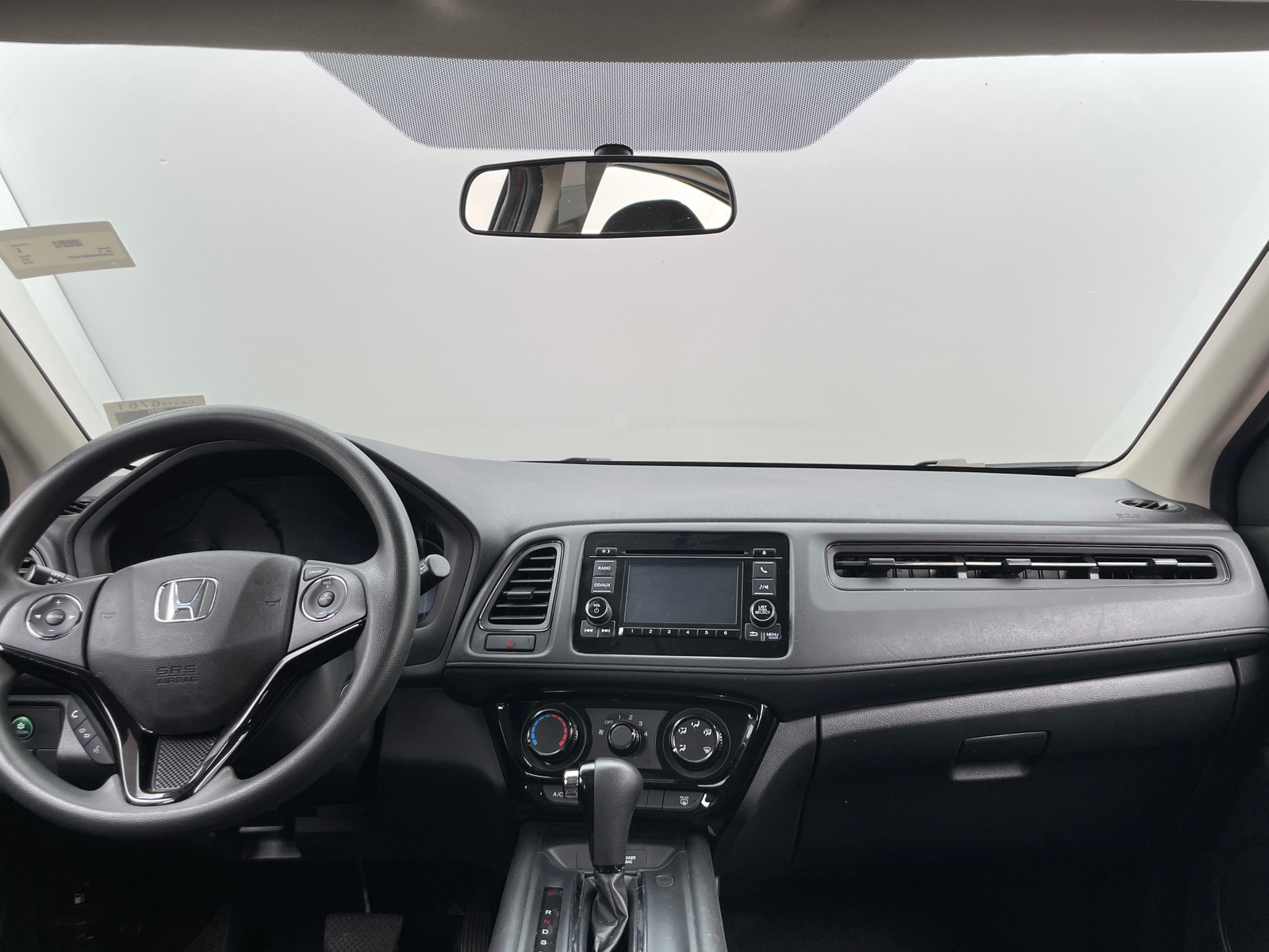 Thumbnail: 2016 Honda HR-V - 3