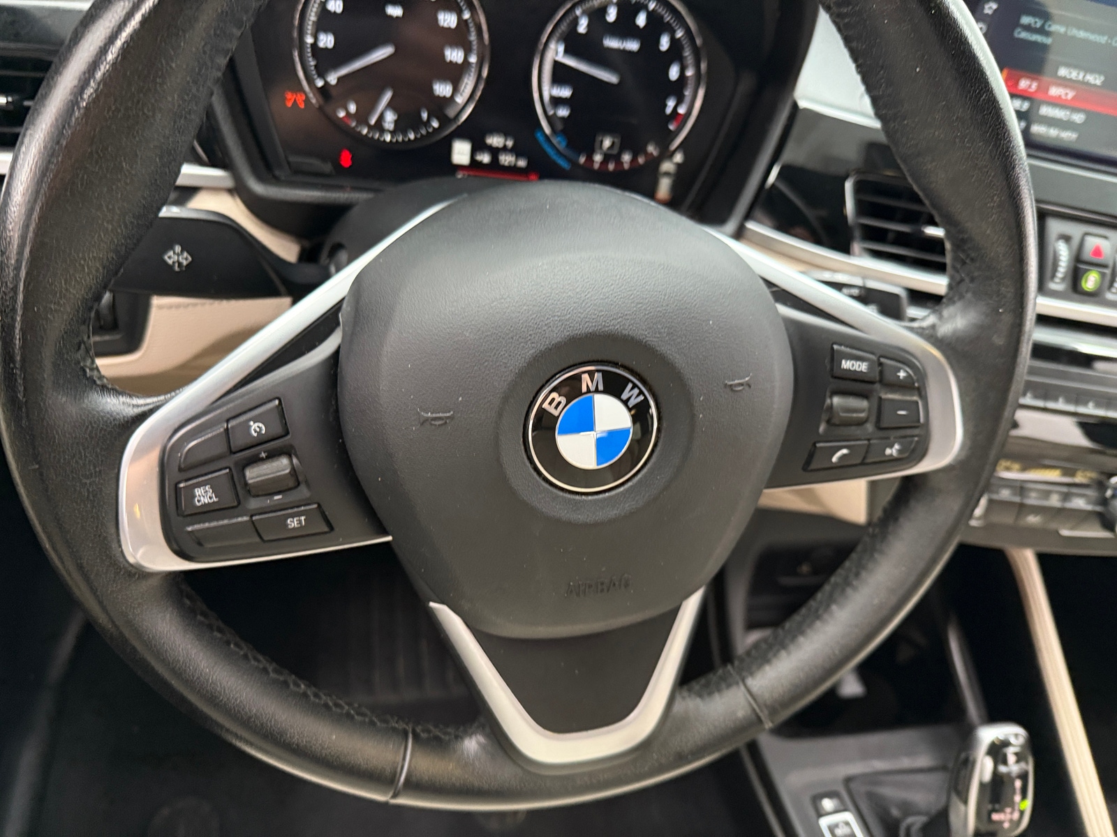 Thumbnail: 2022 BMW X1 - 4