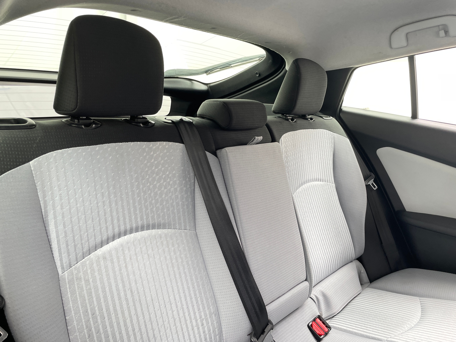 Thumbnail: 2016 Toyota Prius - 6