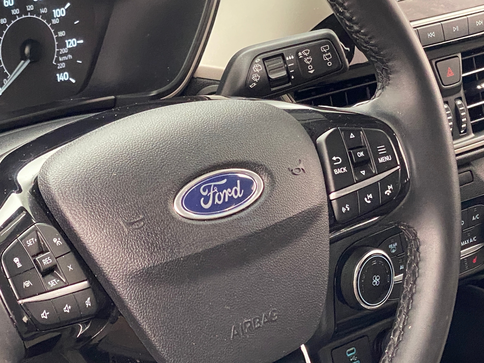 Thumbnail: 2022 Ford Escape - 5