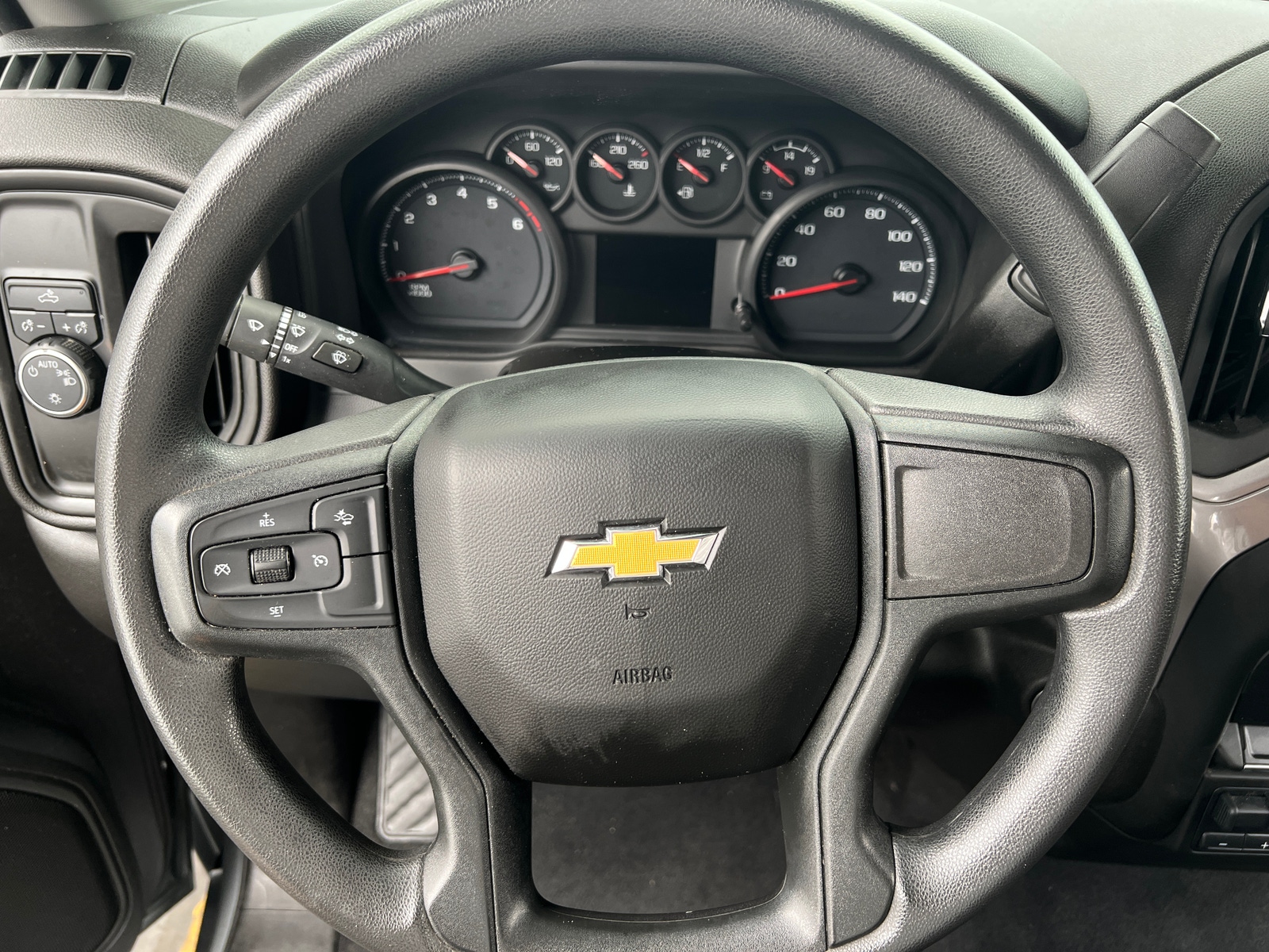 Thumbnail: 2024 Chevrolet Silverado 2500 - 5