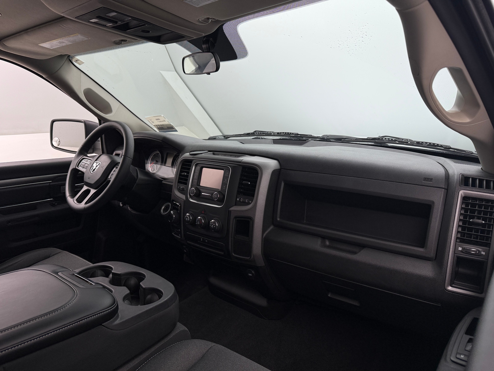 Thumbnail: 2023 RAM 1500 Classic - 3