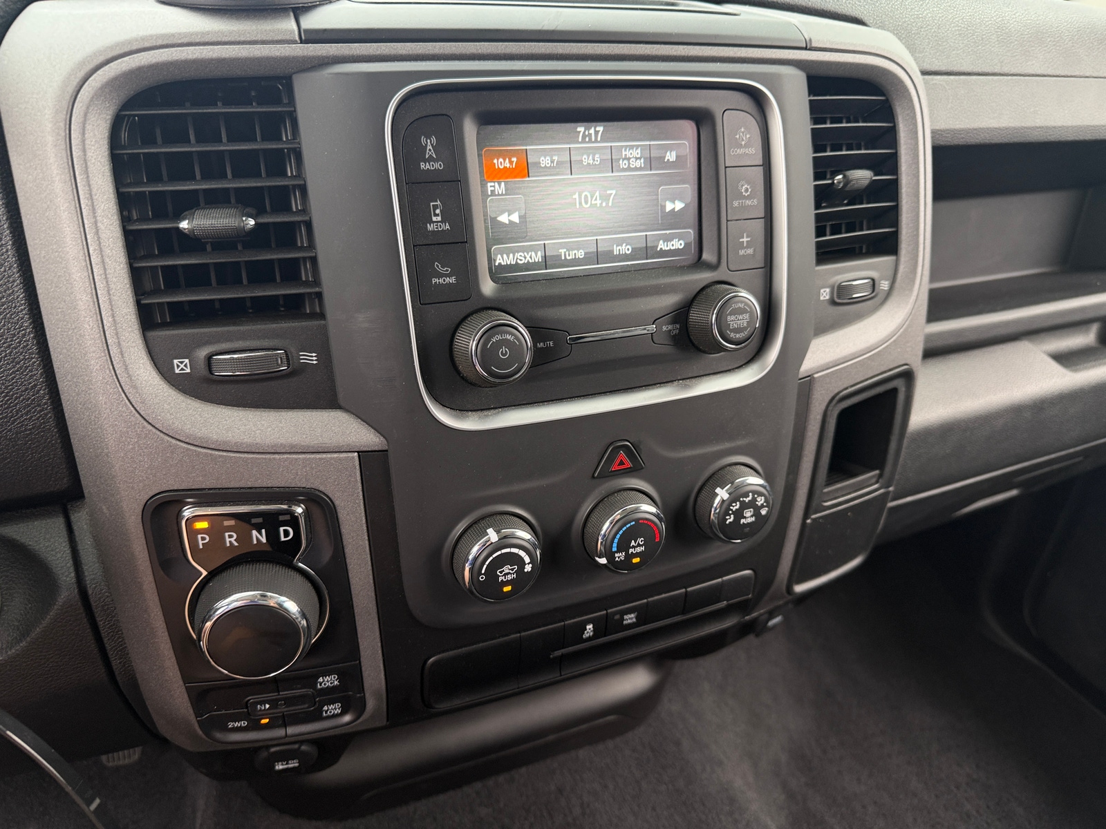 Thumbnail: 2023 RAM 1500 Classic - 4