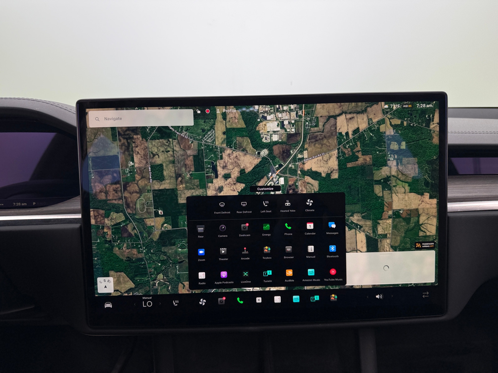Thumbnail: 2022 Tesla Model X - 3