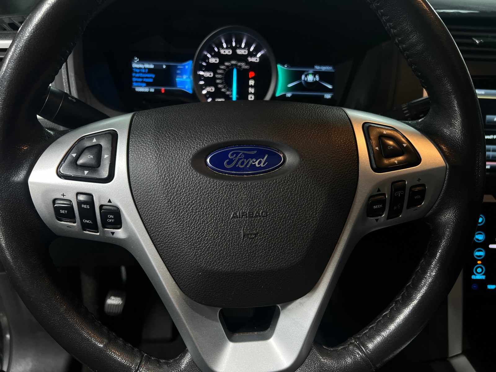 Thumbnail: 2015 Ford Explorer - 4