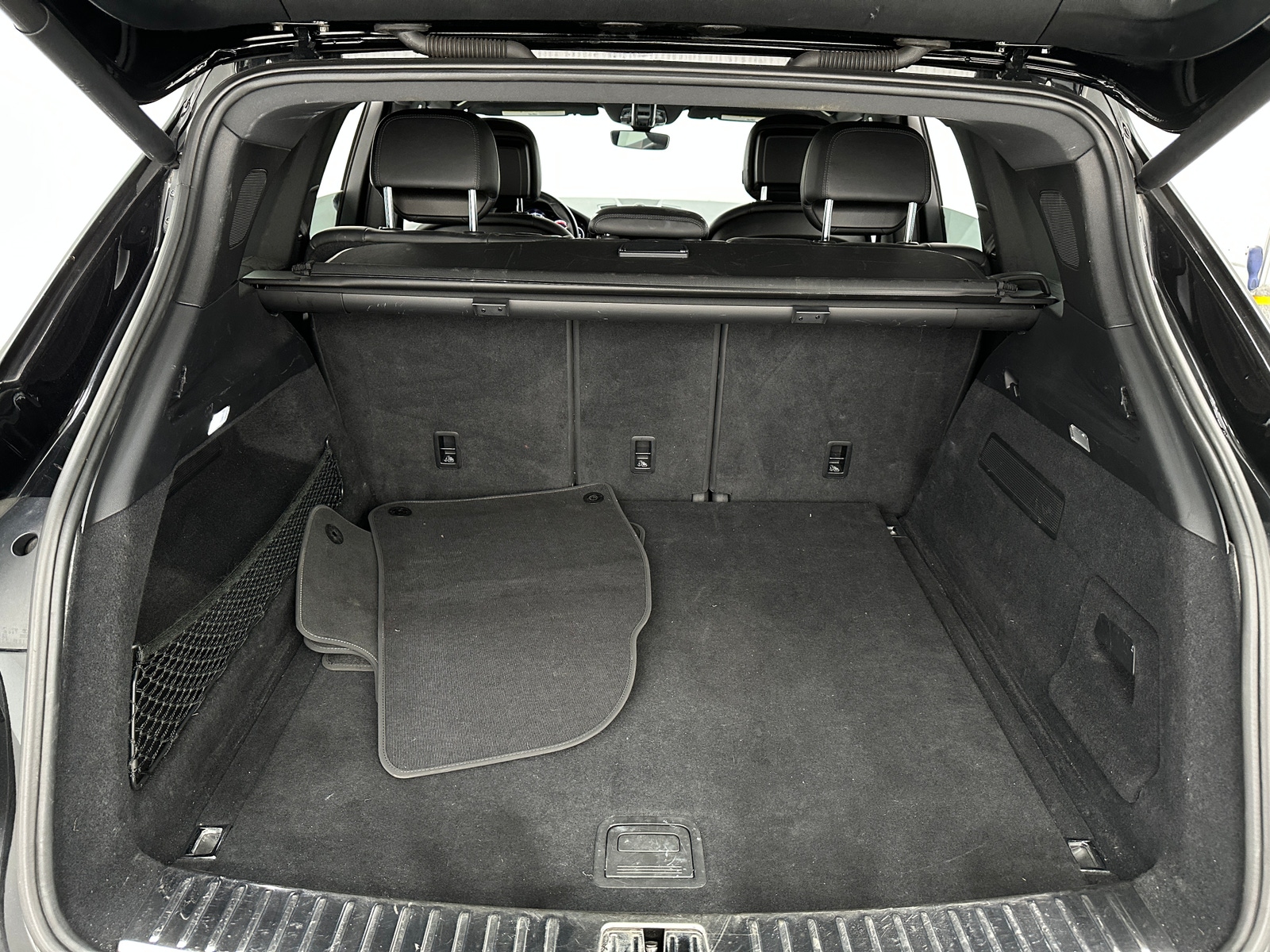 Thumbnail: 2019 Porsche Cayenne - 6