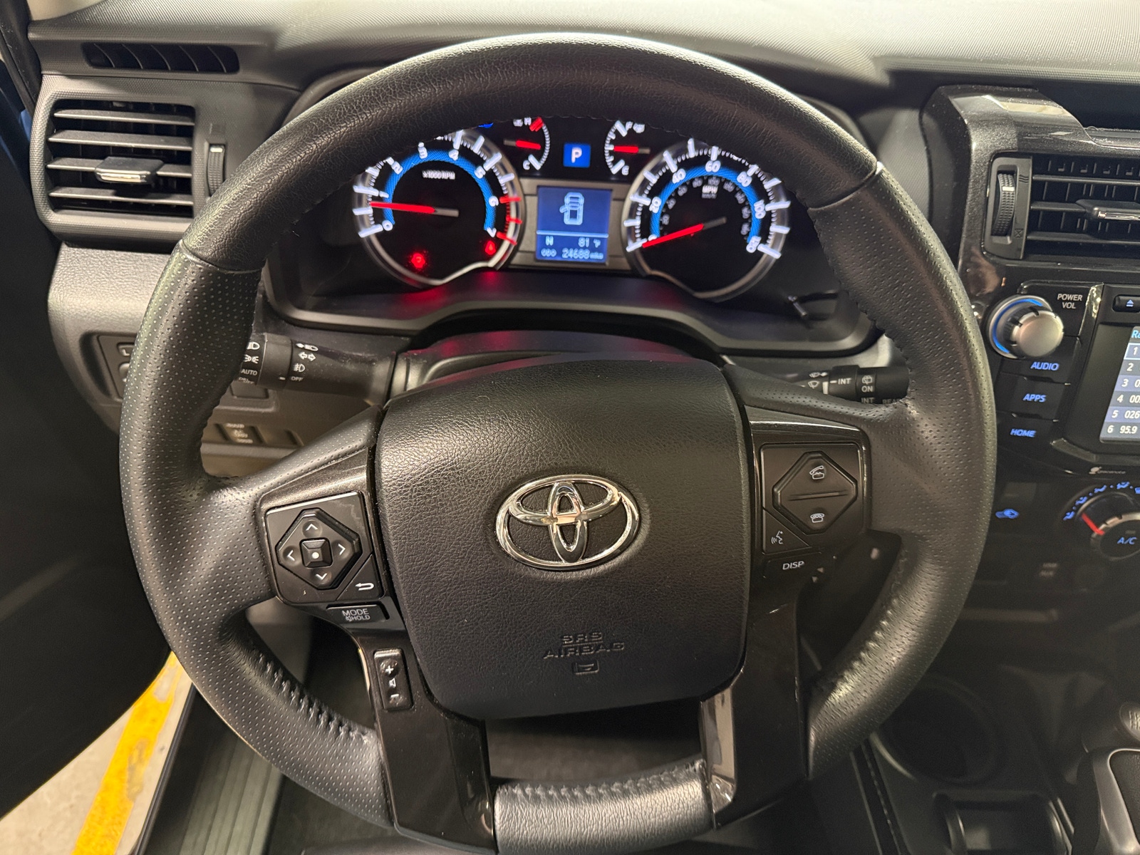 Thumbnail: 2018 Toyota 4Runner - 4