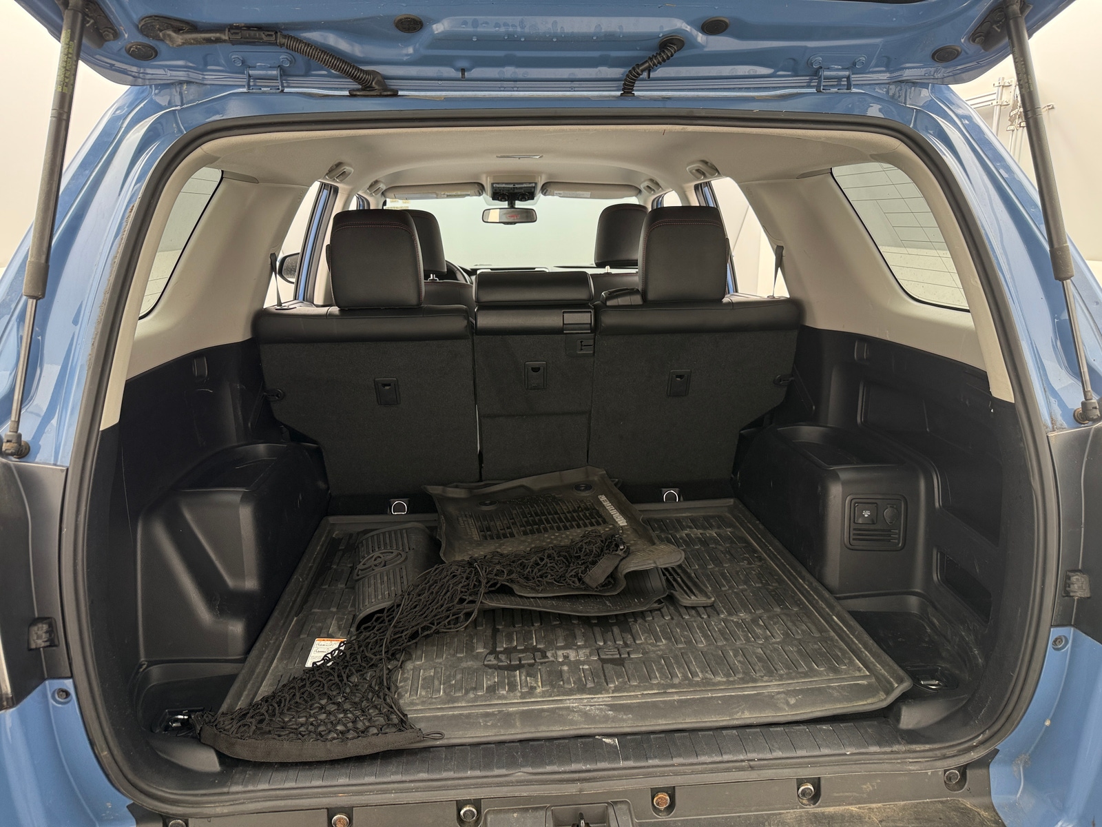 Thumbnail: 2018 Toyota 4Runner - 6