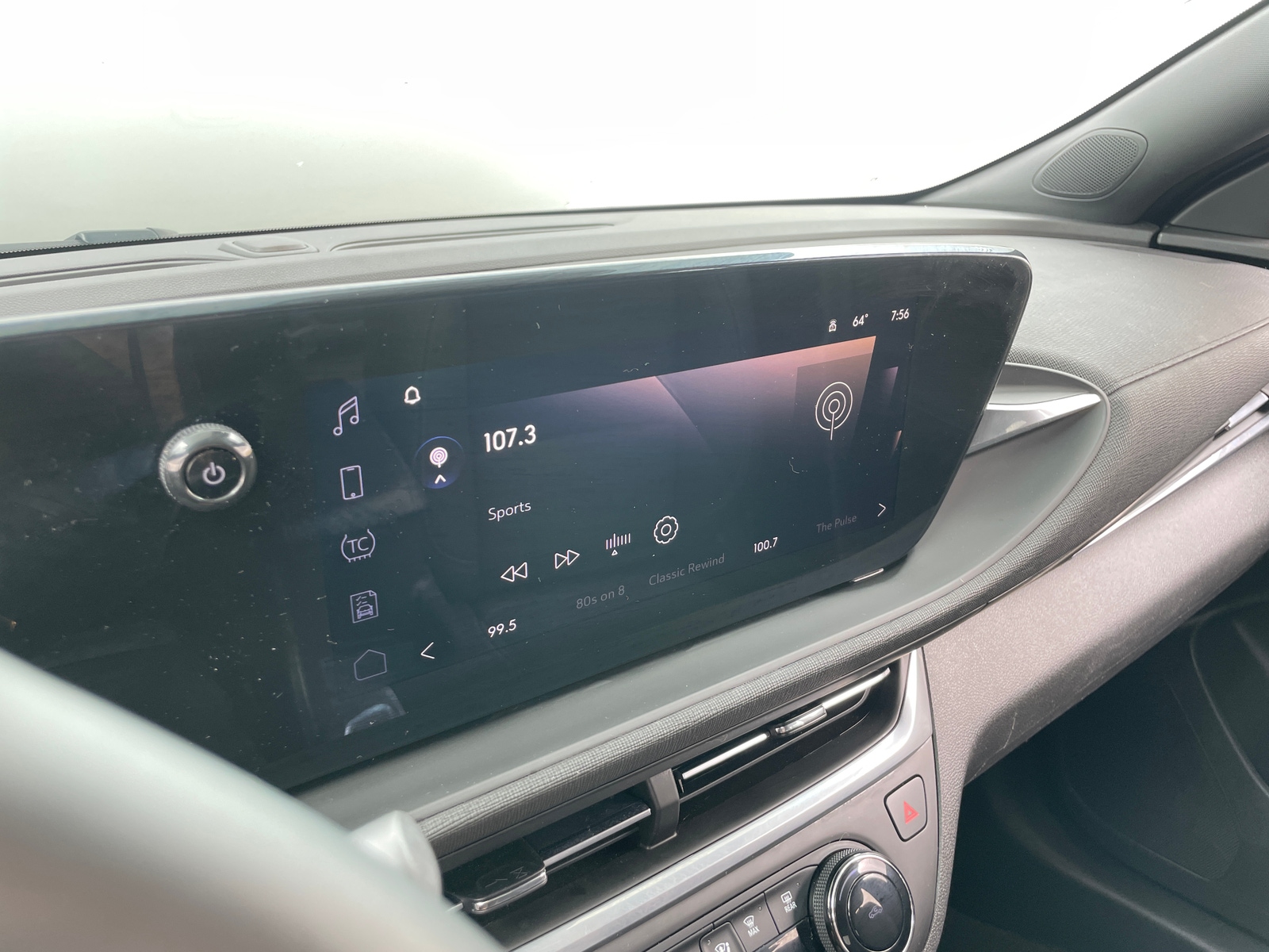 Thumbnail: 2024 Buick Envista - 3