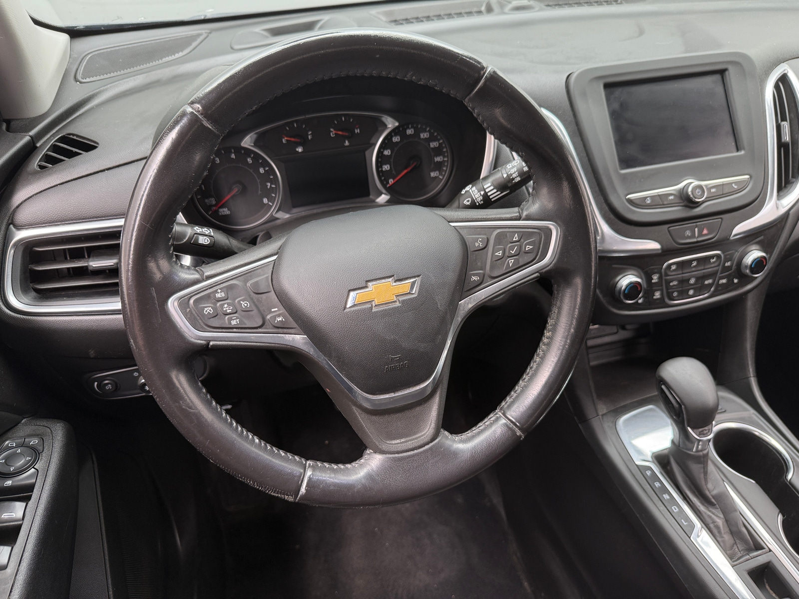 Thumbnail: 2022 Chevrolet Equinox - 5