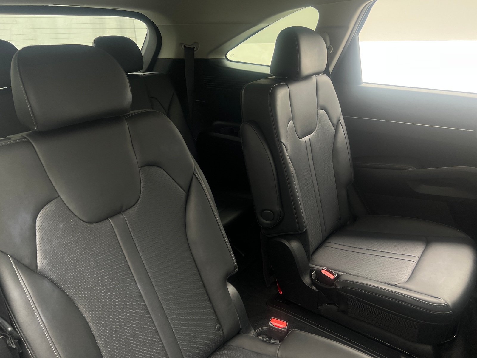 Thumbnail: 2022 Kia Sorento - 5