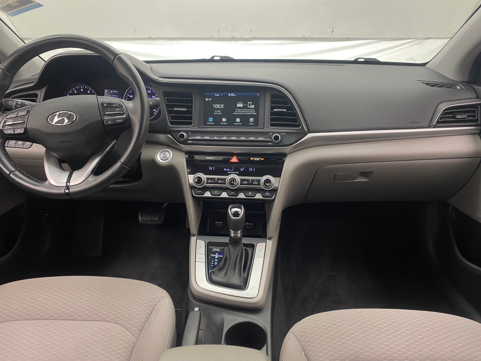 Thumbnail: 2020 Hyundai Elantra - 3