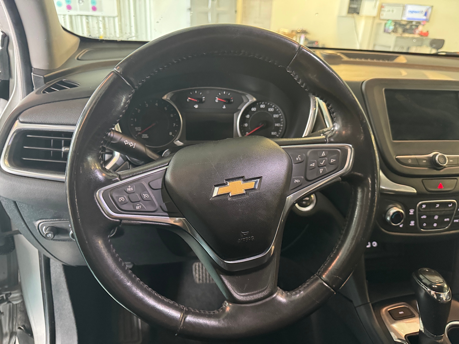 Thumbnail: 2019 Chevrolet Equinox - 5