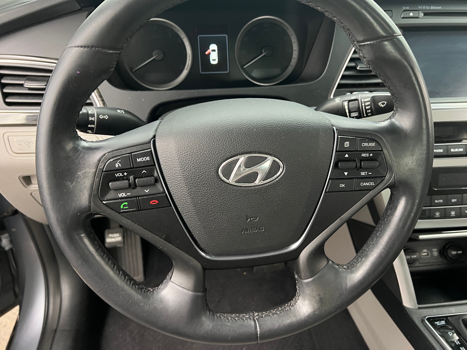 Thumbnail: 2017 Hyundai Sonata - 4