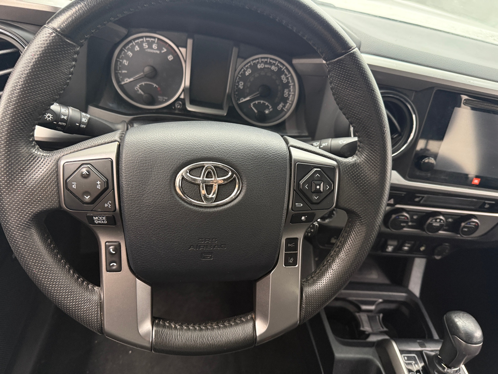 Thumbnail: 2019 Toyota Tacoma - 4