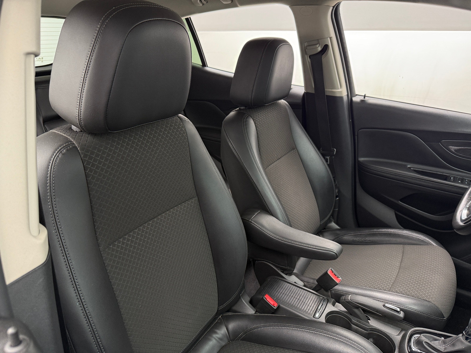 Thumbnail: 2019 Buick Encore - 2