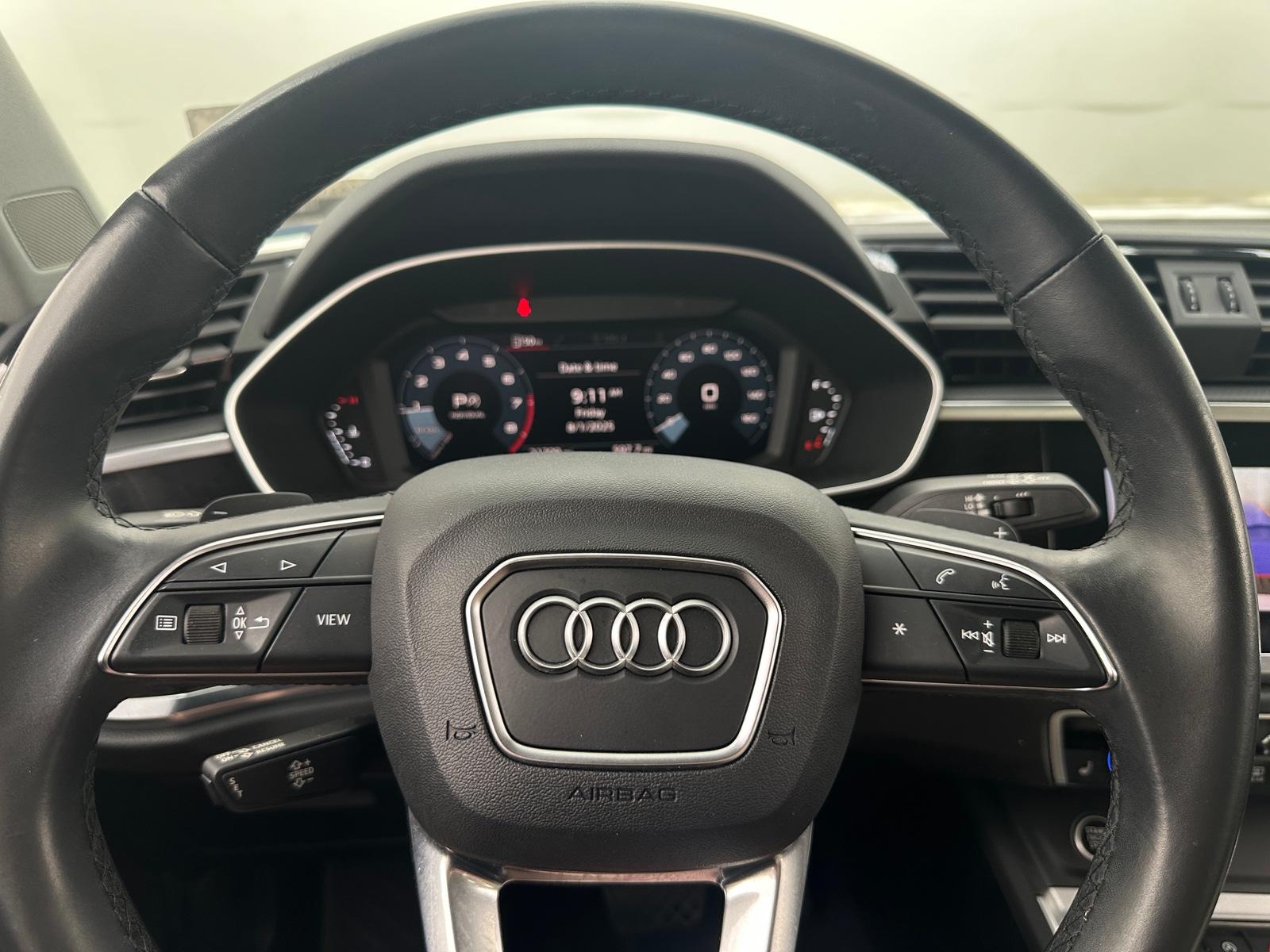 Thumbnail: 2021 Audi Q3 - 4