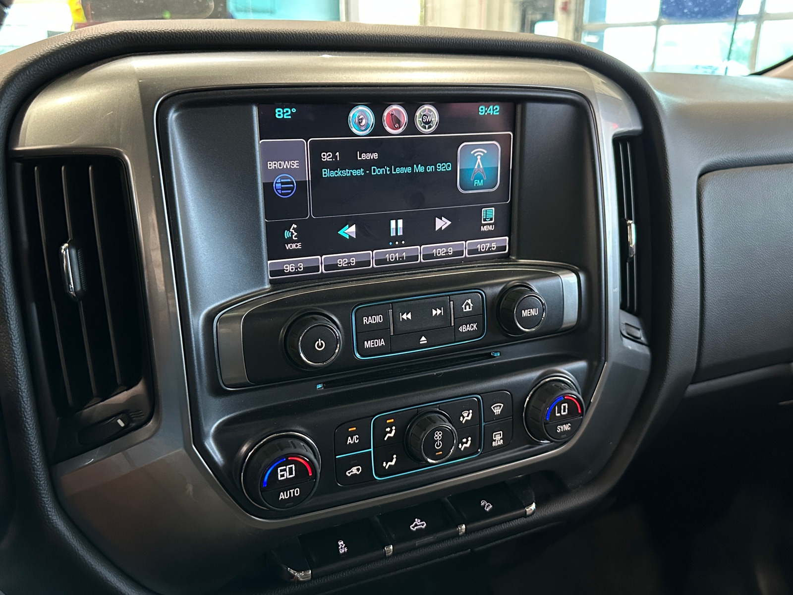 Thumbnail: 2014 Chevrolet Silverado 1500 - 4