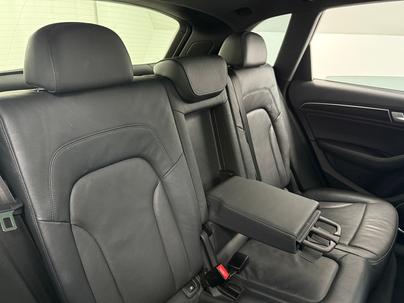 Thumbnail: 2015 Audi SQ5 - 5