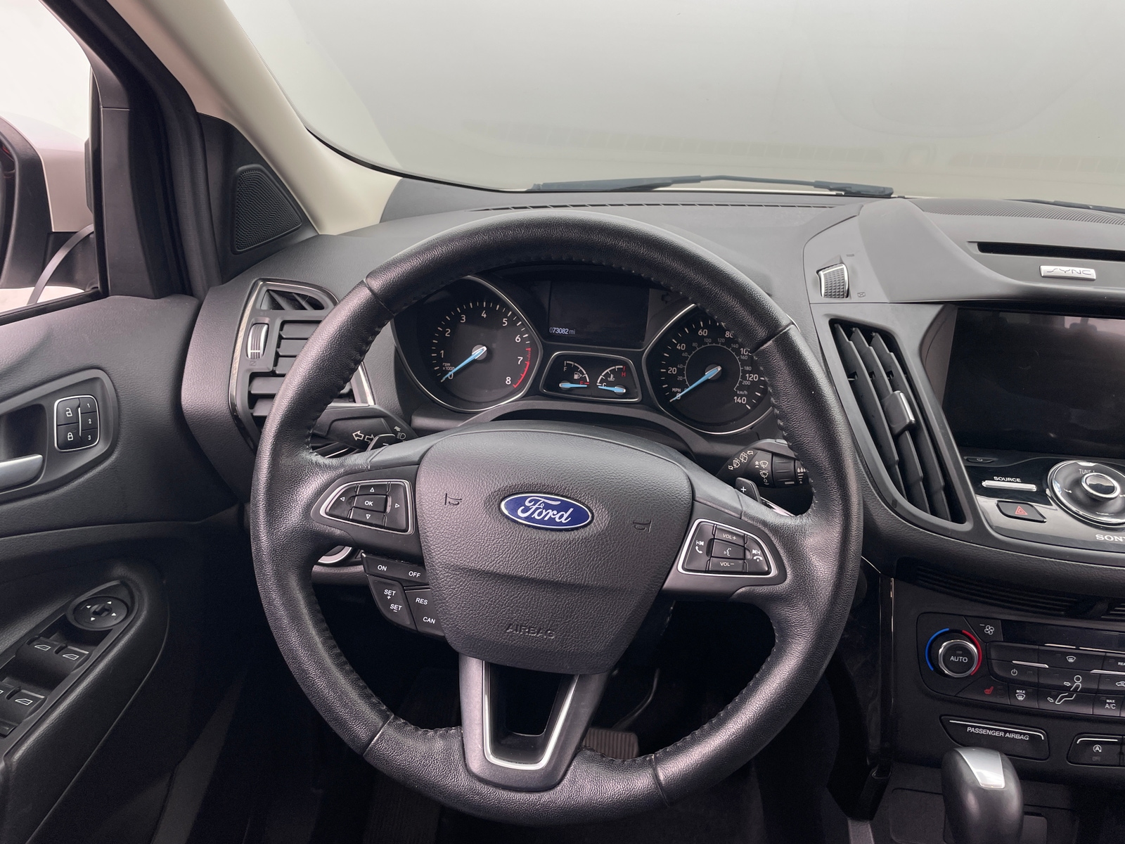 Thumbnail: 2017 Ford Escape - 4