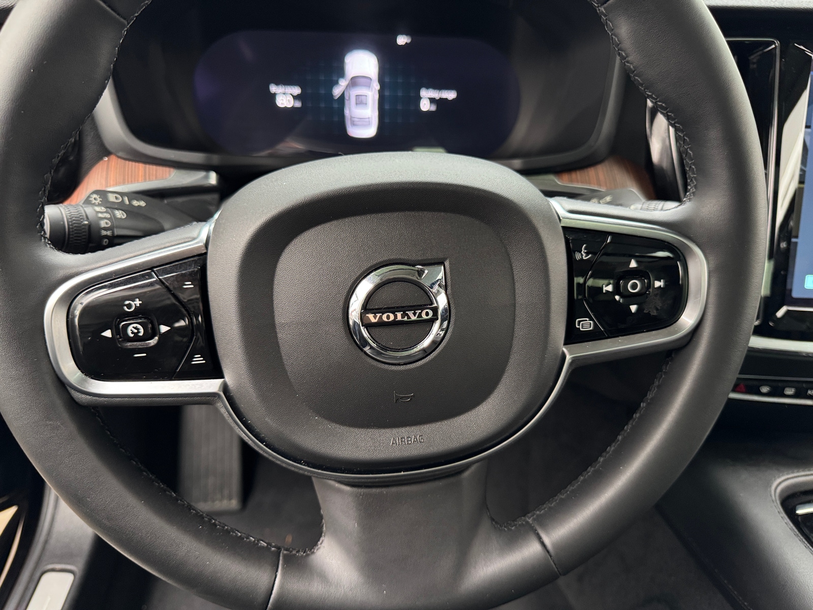 Thumbnail: 2024 Volvo S60 - 4