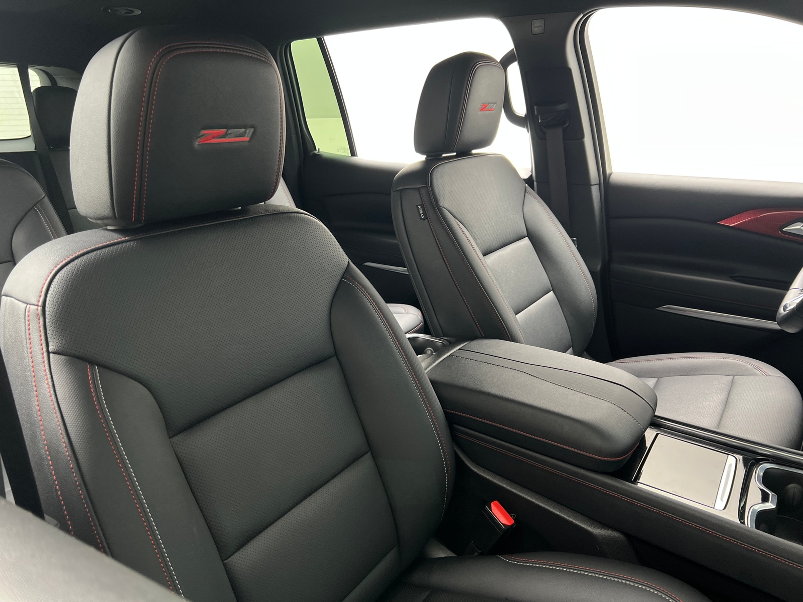 Thumbnail: 2024 Chevrolet Traverse - 2
