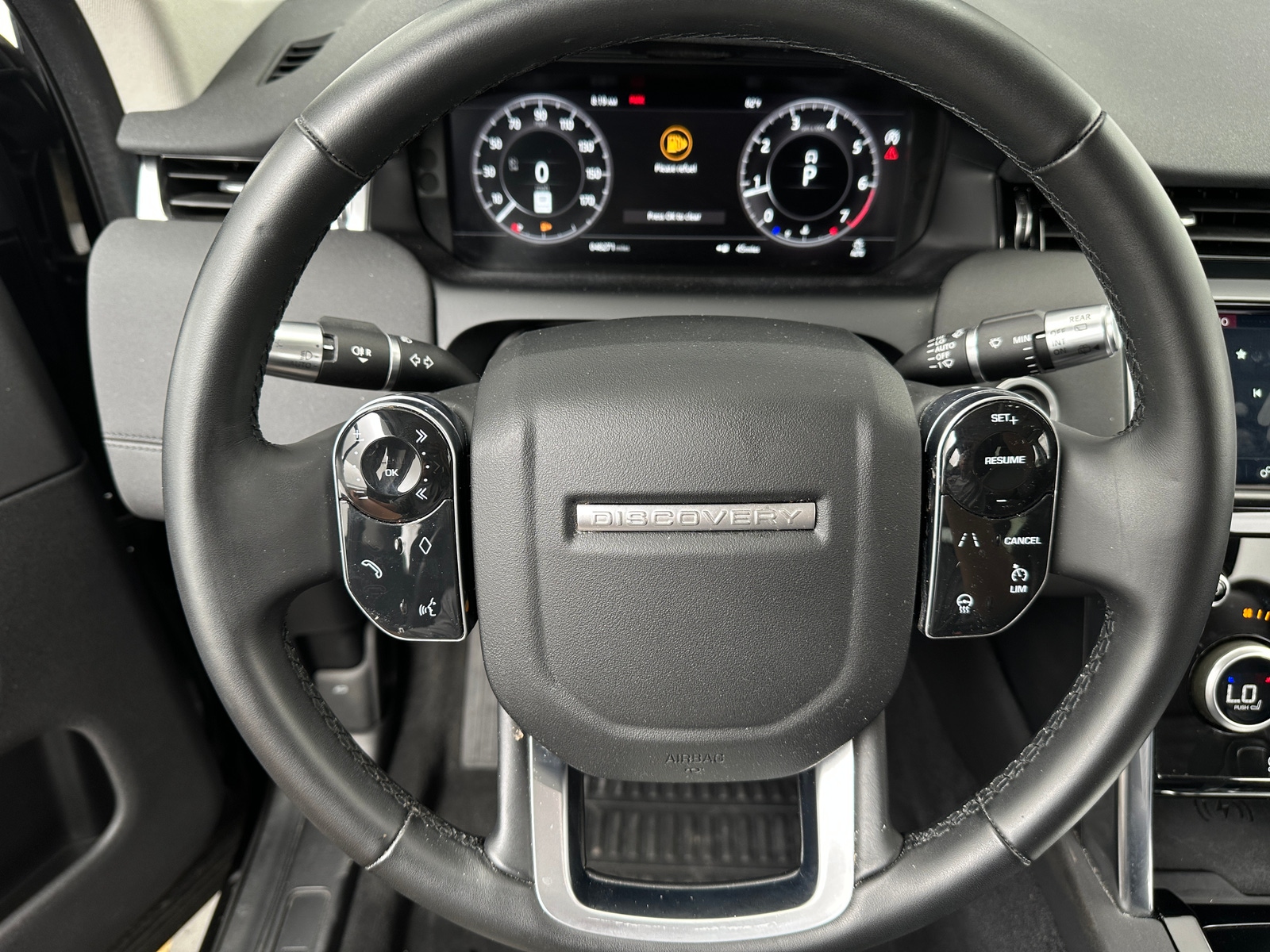 Thumbnail: 2020 Land Rover Discovery Sport - 4