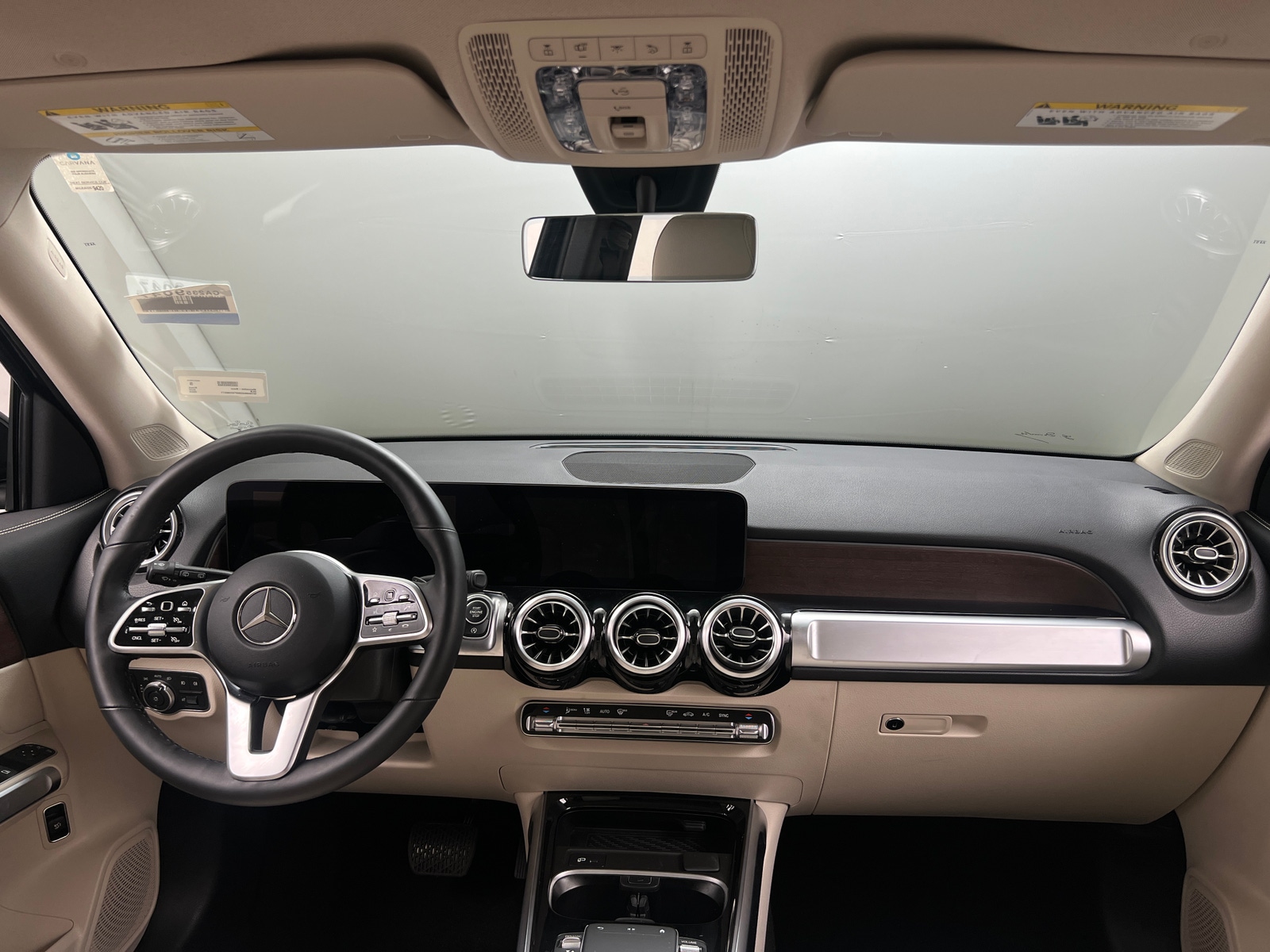 Thumbnail: 2023 Mercedes-Benz GLB - 2