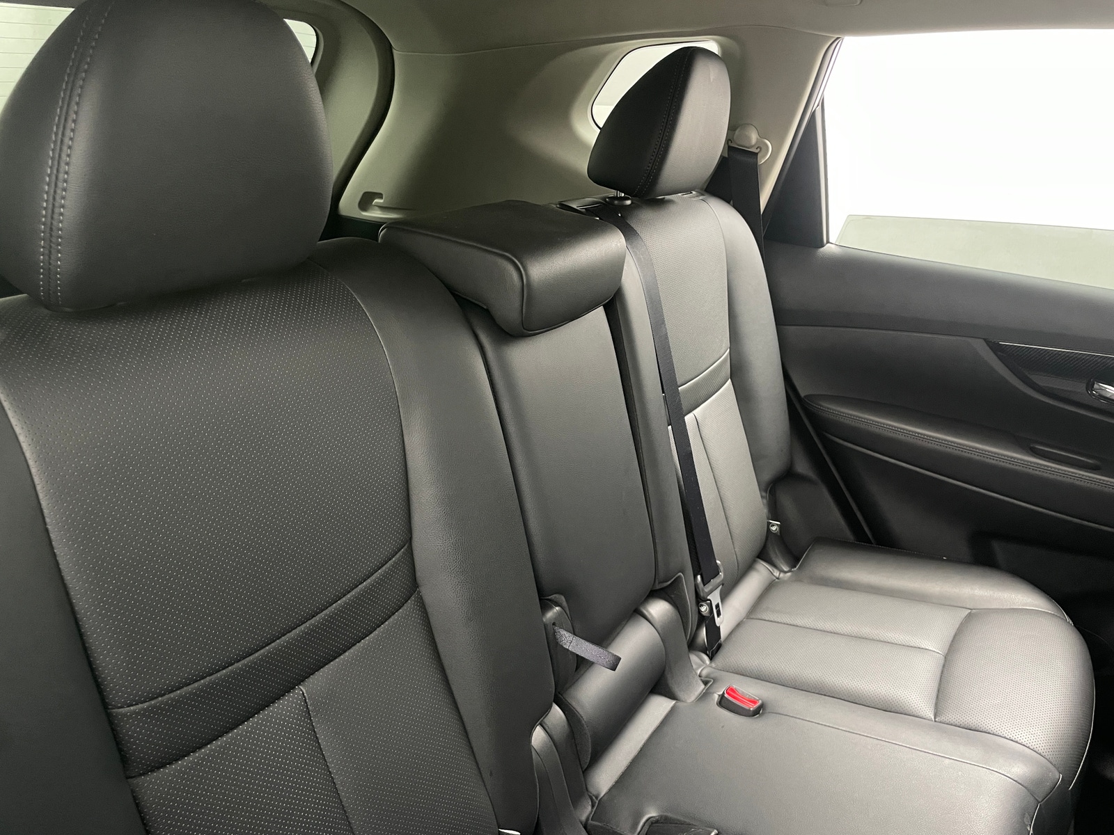 Thumbnail: 2018 Nissan Rogue - 5