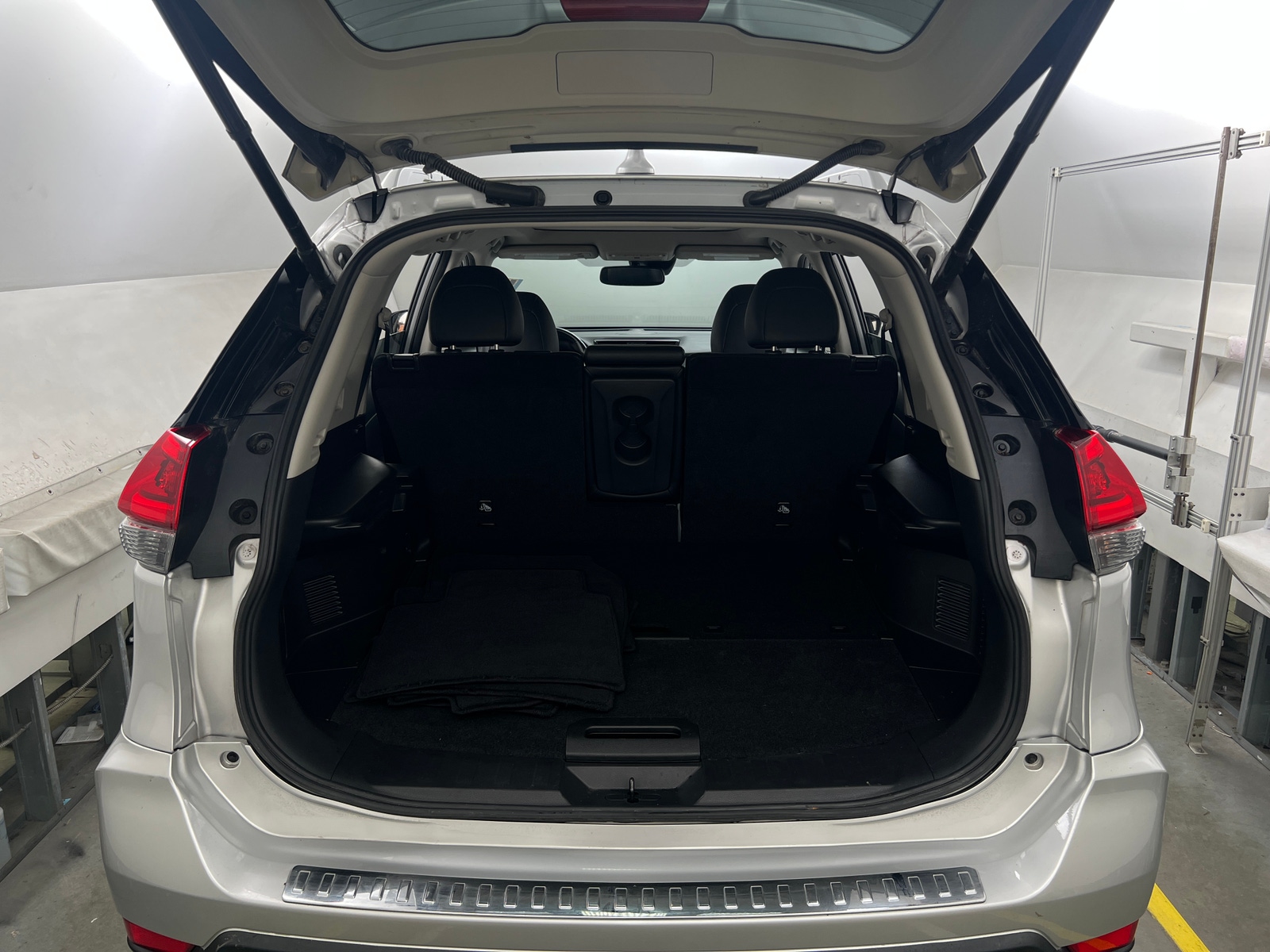 Thumbnail: 2018 Nissan Rogue - 6