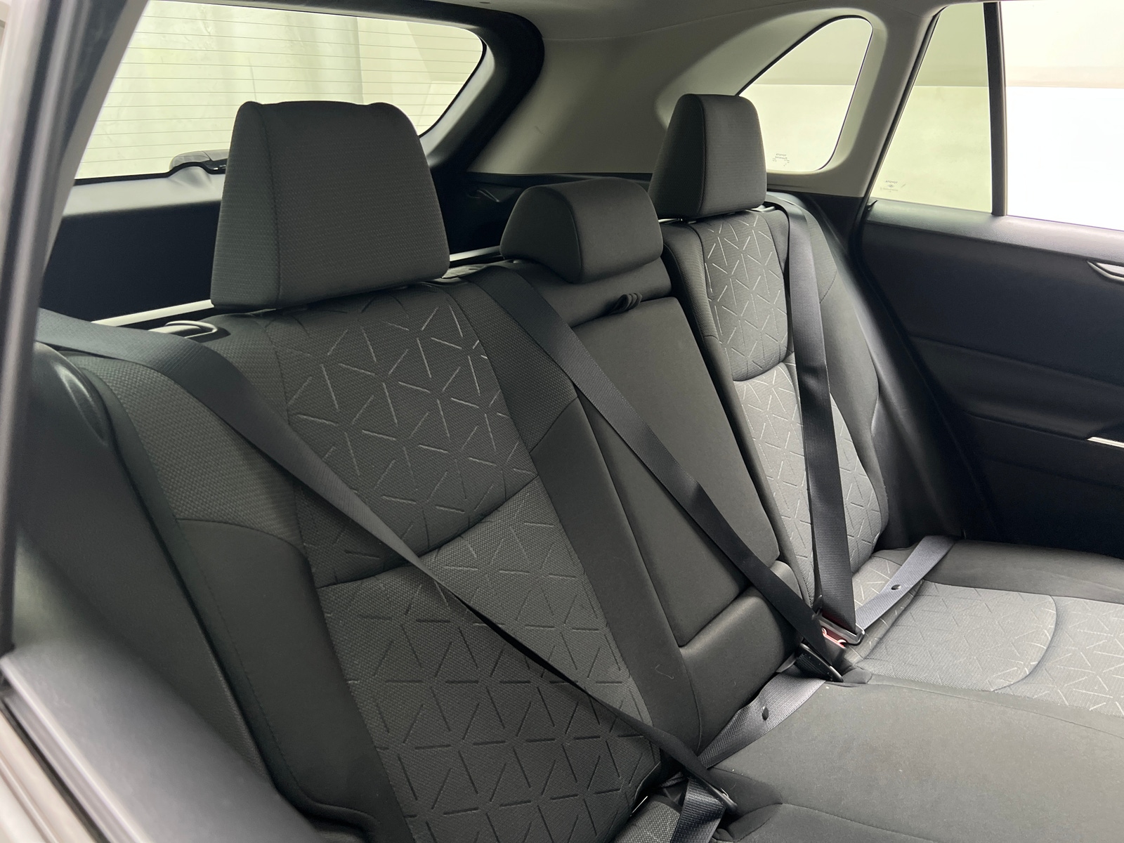 Thumbnail: 2022 Toyota RAV4 - 6